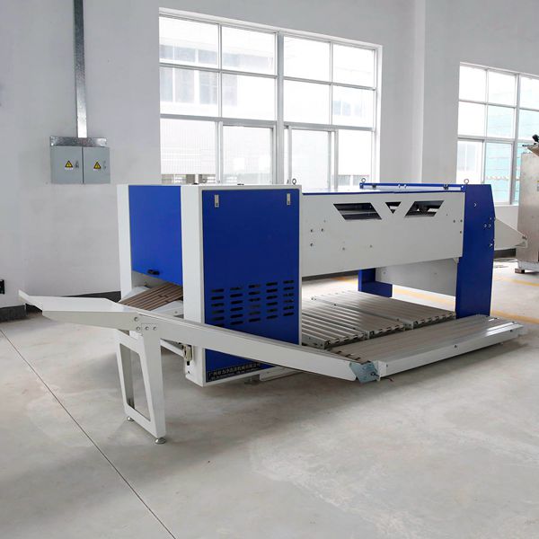 
		毛巾折疊機(jī)
	(圖2)