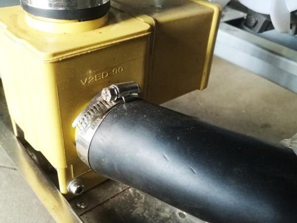 
		XGQP-F系列全自動(dòng)工業(yè)洗脫烘一體機(jī)
	(圖5)