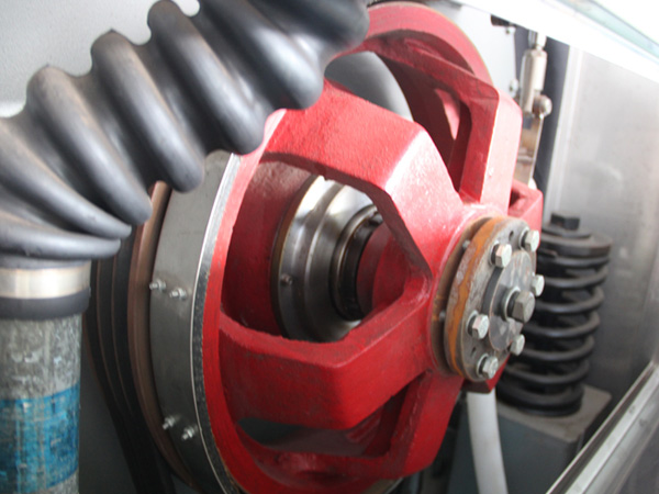 
		全自動(dòng)衛(wèi)生隔離式洗脫機(jī)
	(圖2)