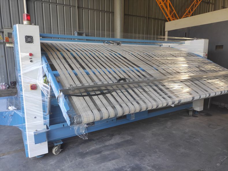 
		高速床單布草折疊機(jī)
		