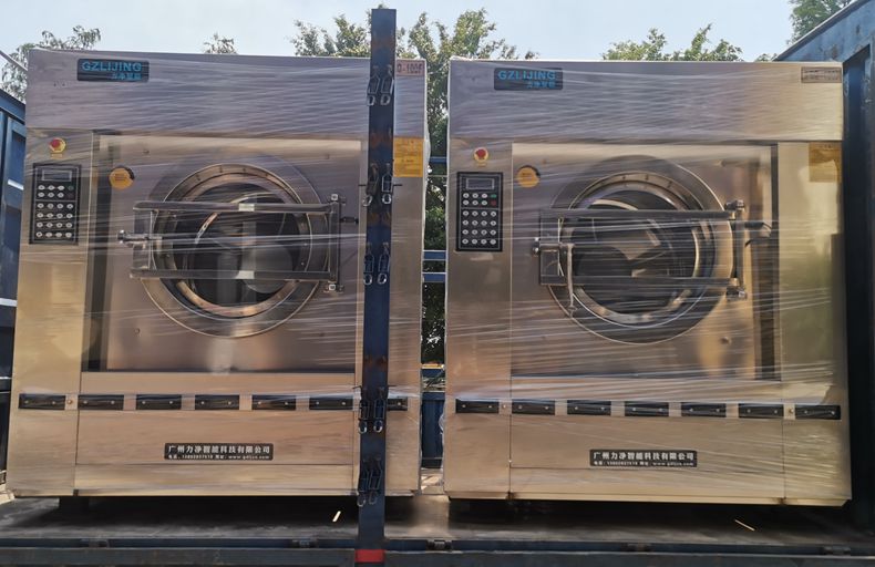 
		客戶采購(gòu)的2臺(tái)100公斤洗衣機(jī)裝車(chē)發(fā)貨
		(圖4)